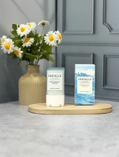 ضدآفتاب سنتلا استیکی CENTELLA